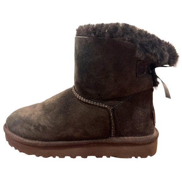 UGG Mini Bailey Bow II Boots Suede Sheepskin 1016501 Black Size 6 - Picture 1 of 7